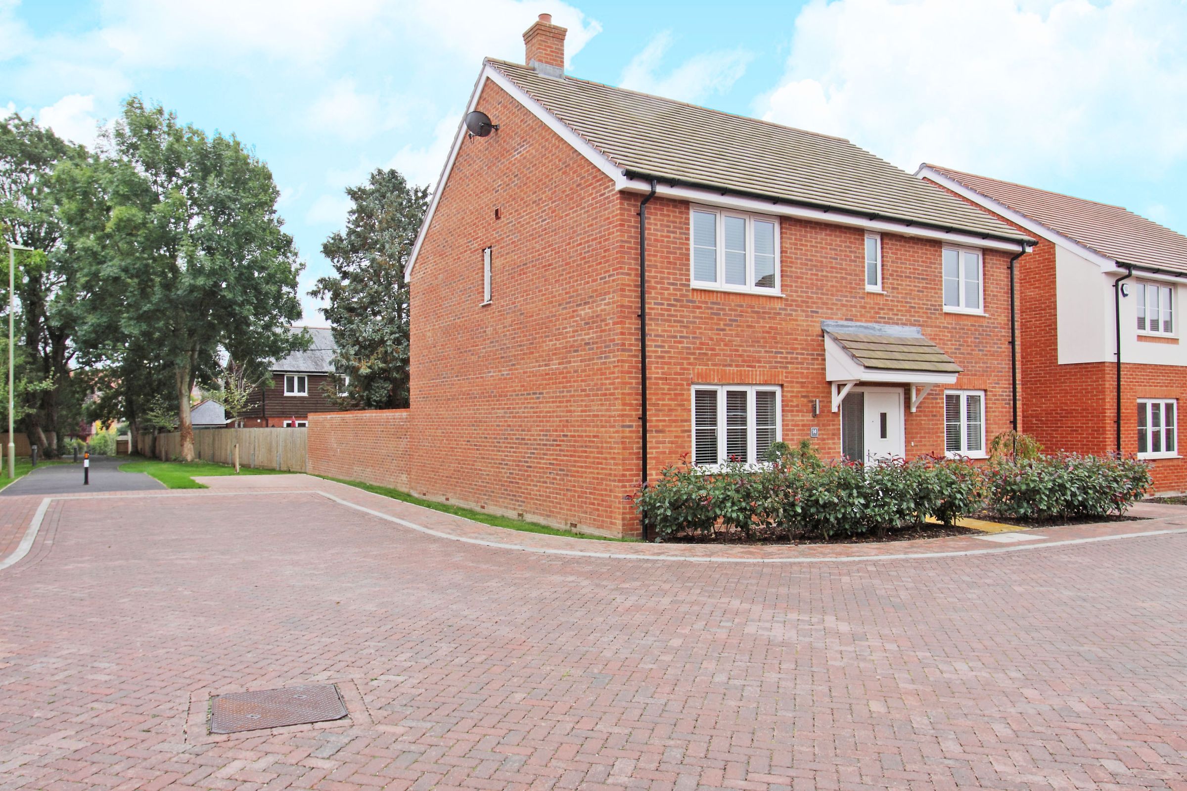 4 bed detached house for sale in Mulberry Road, Picket Piece, Andover