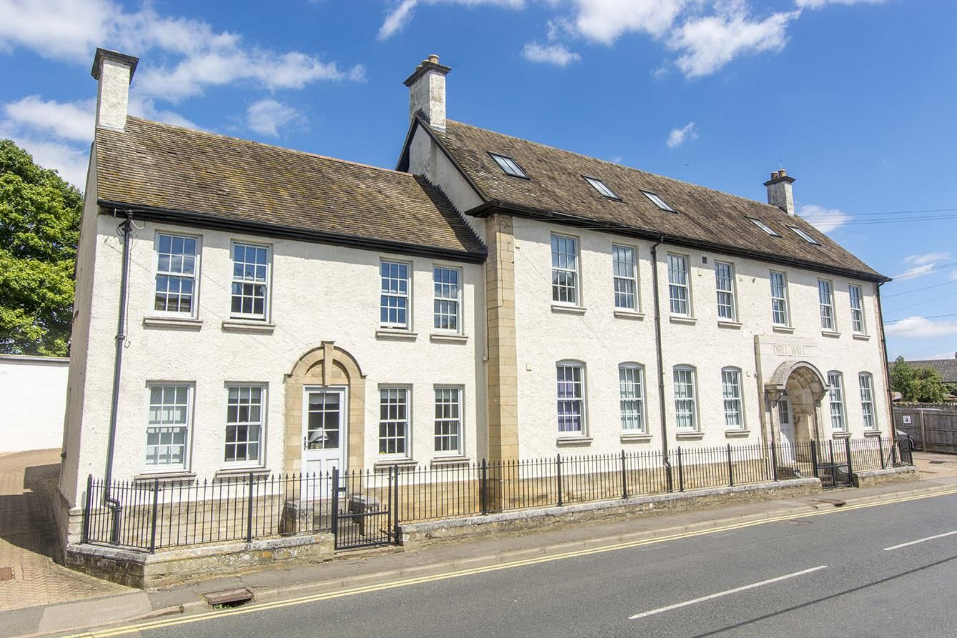 2 bed flat for sale in Benefield Road, Oundle, Peterborough PE8 Zoopla