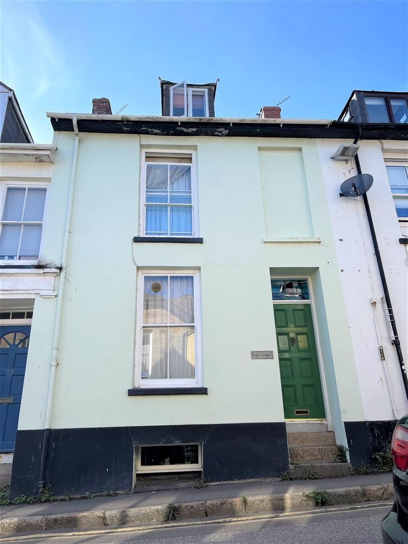 3 bed terraced house to rent in Coulsons Buildings, Penzance TR18 Zoopla