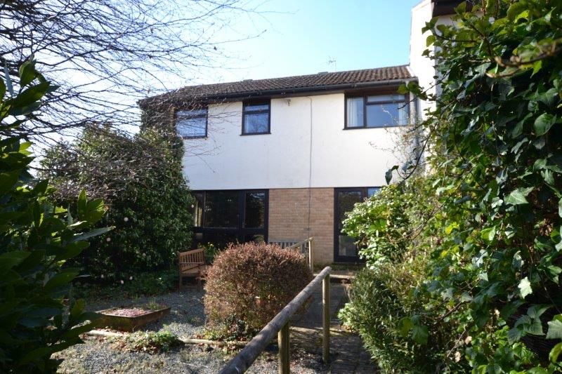 4 bed end terrace house for sale in Sutherland Close, Whitehill GU35 Zoopla