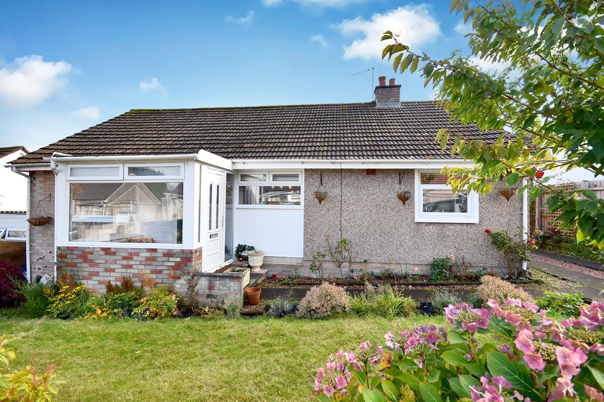3 bed bungalow for sale in Birch Brae, Silvertonhill, Hamilton ML3 Zoopla