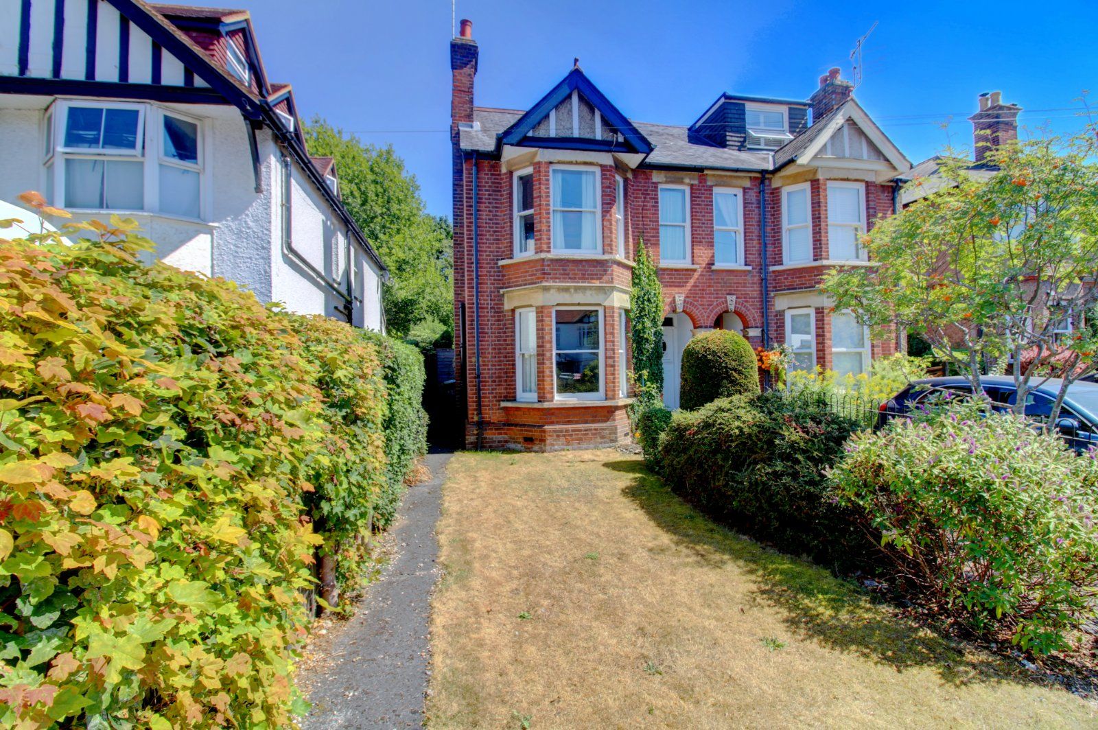 3 bed semidetached house for sale in Hughenden Road, High