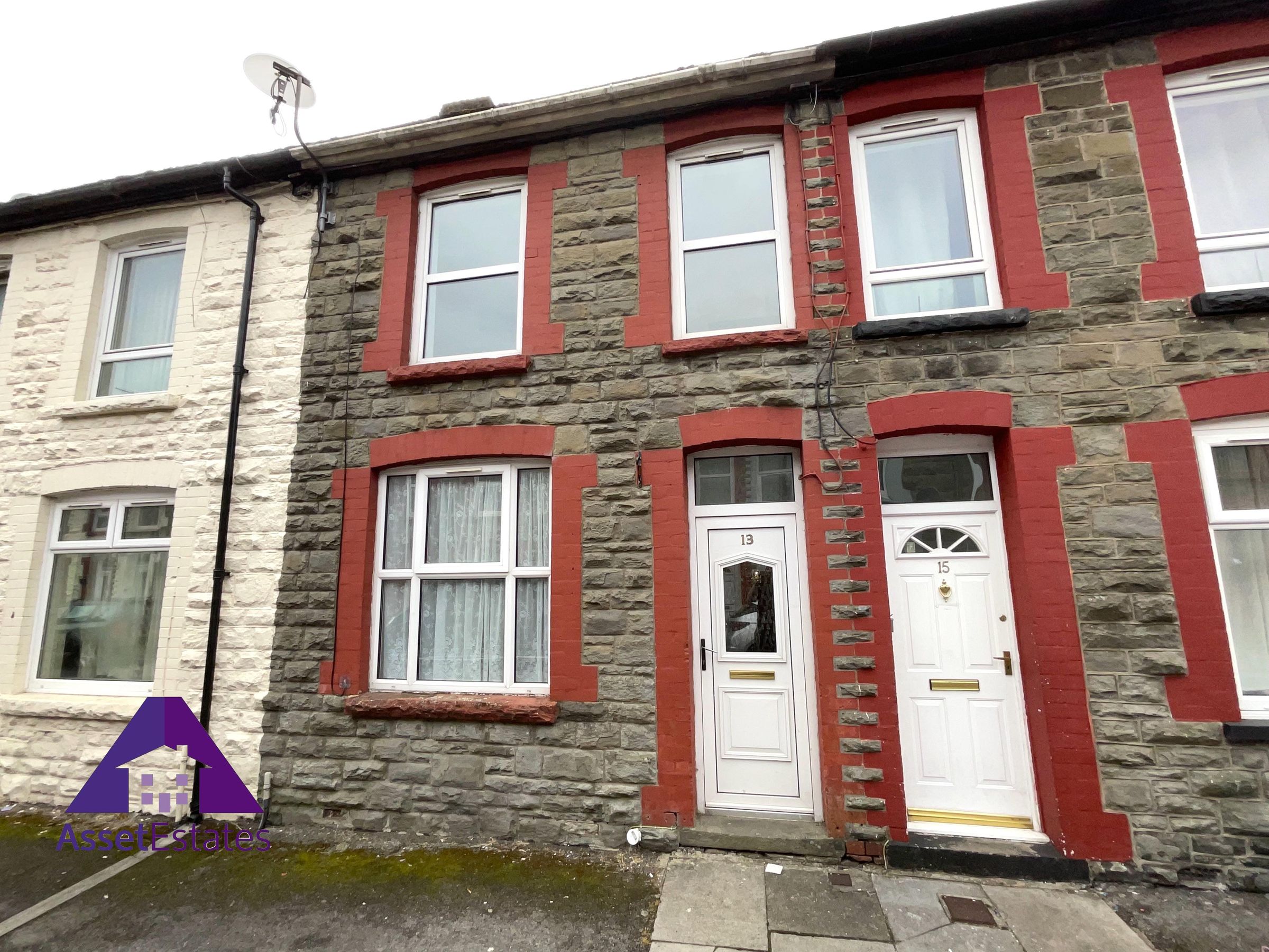 3 bed terraced house to rent in Caefelin Street, Llanhilleth