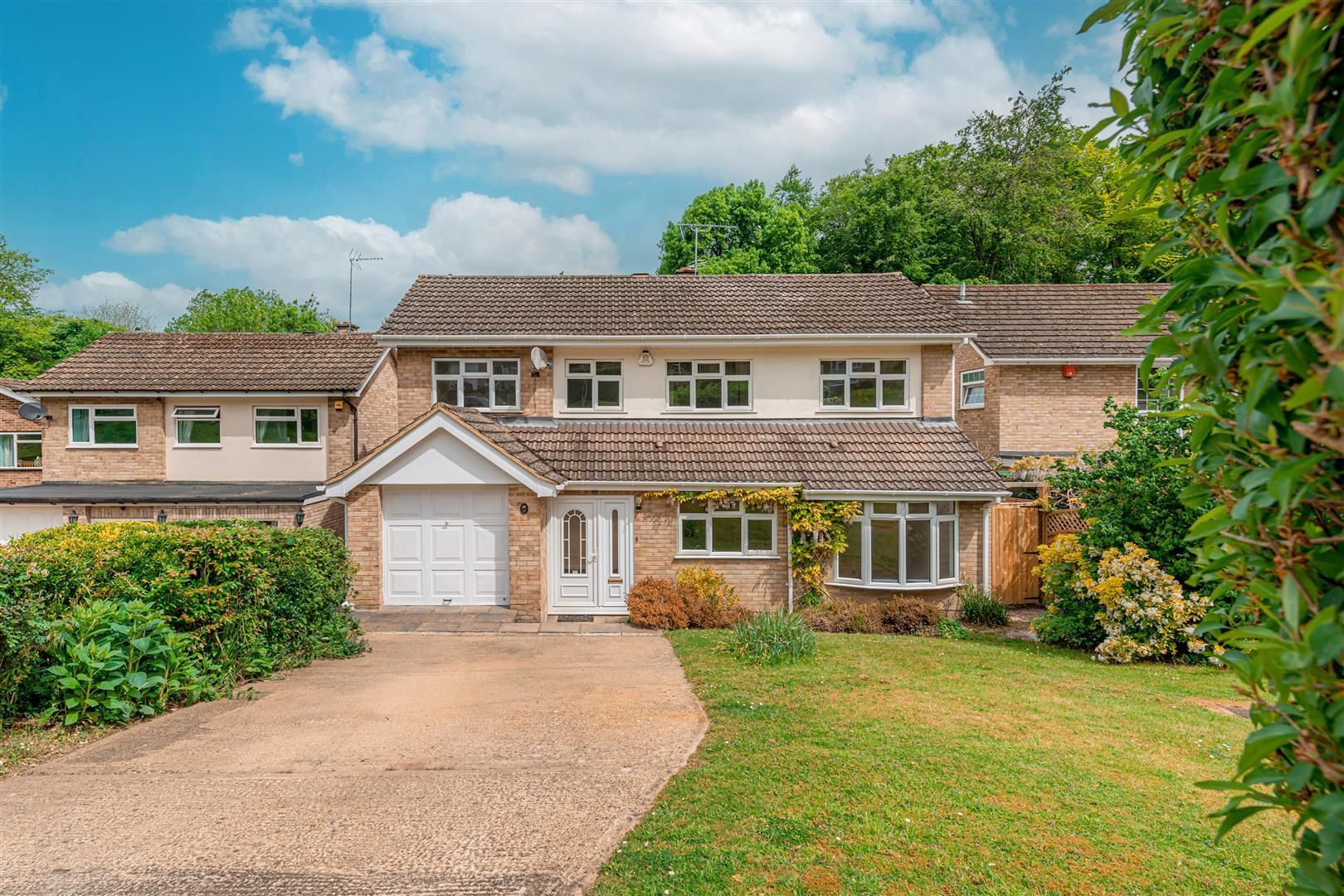 5 bed detached house for sale in Warren Wood Drive, High HP11