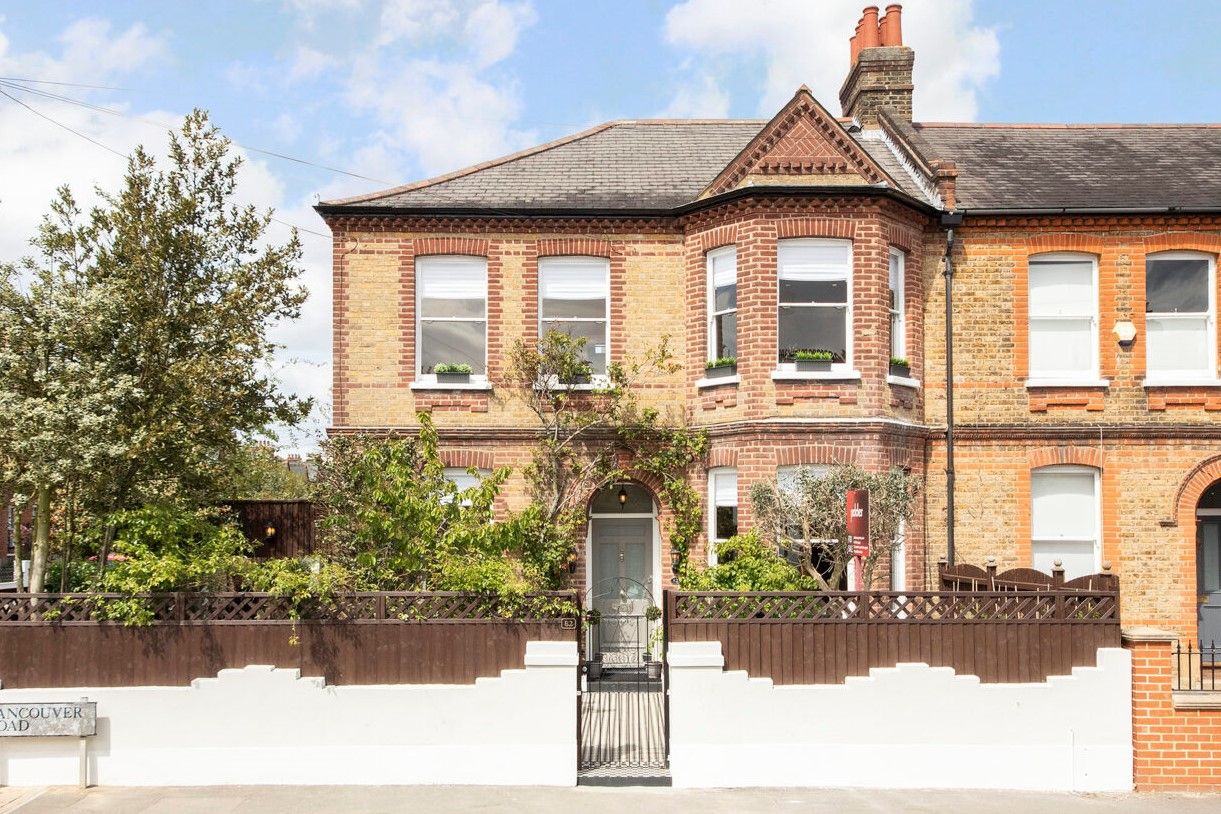 5 bed end terrace house for sale in Vancouver Road, Forest Hill, London