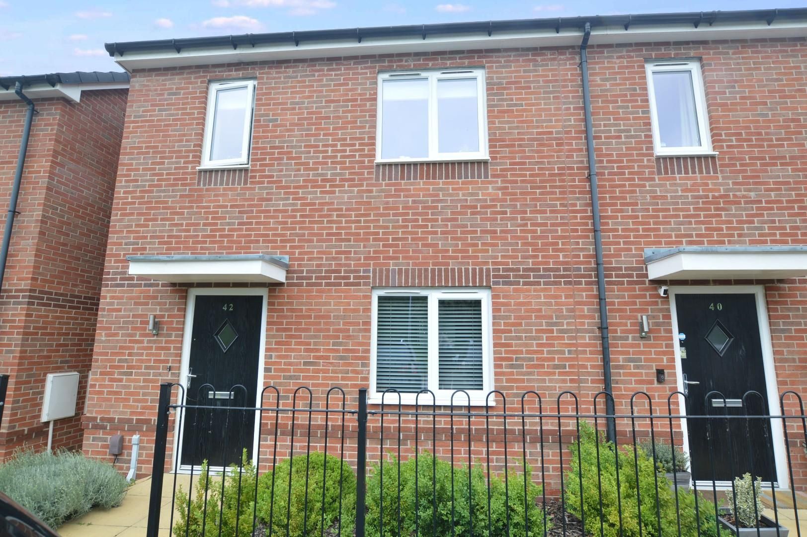 2 bed end terrace house for sale in Baker Street, Rugby CV21 Zoopla