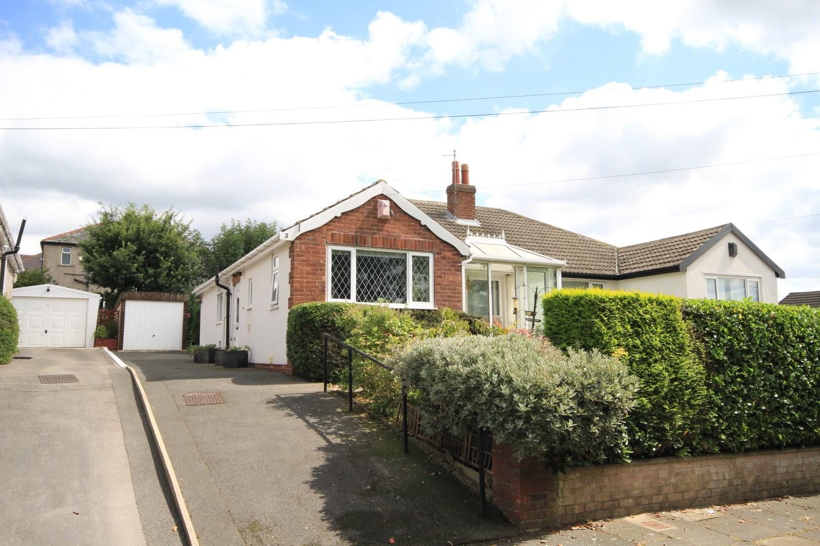 2 bed semidetached bungalow for sale in Thorn Close, Wrose, Shipley