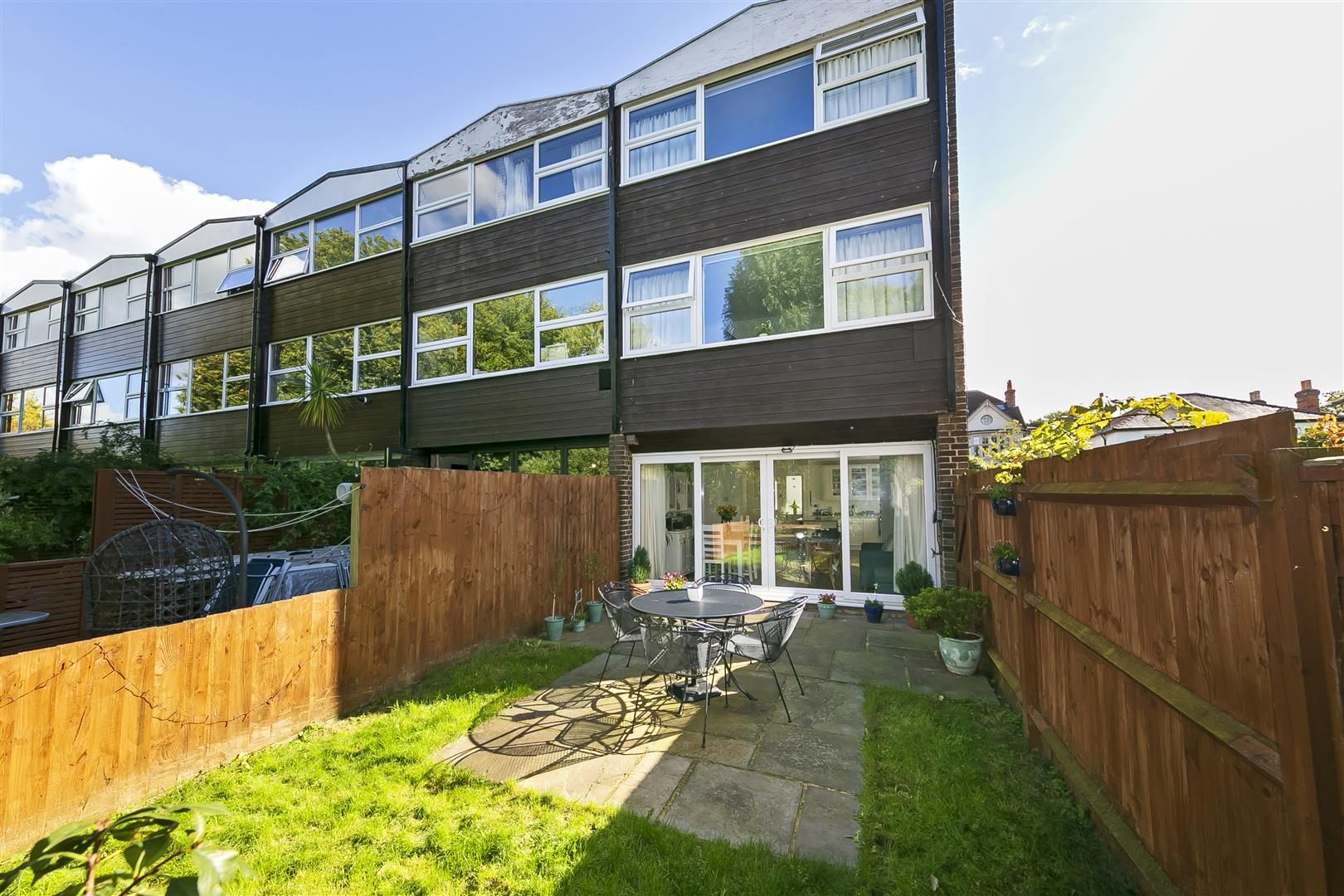 4 bed end terrace house for sale in Holmesdale Road, Teddington TW11