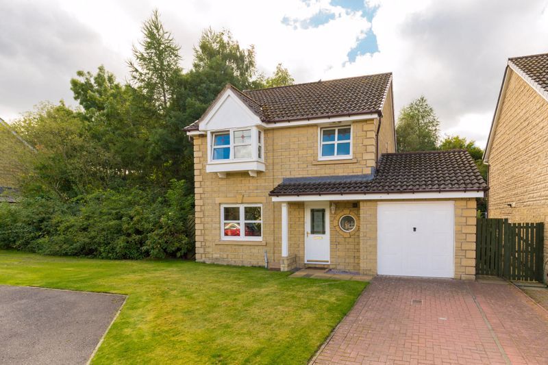 3 bed detached house for sale in 115 Whitehaugh Park, Peebles EH45 Zoopla
