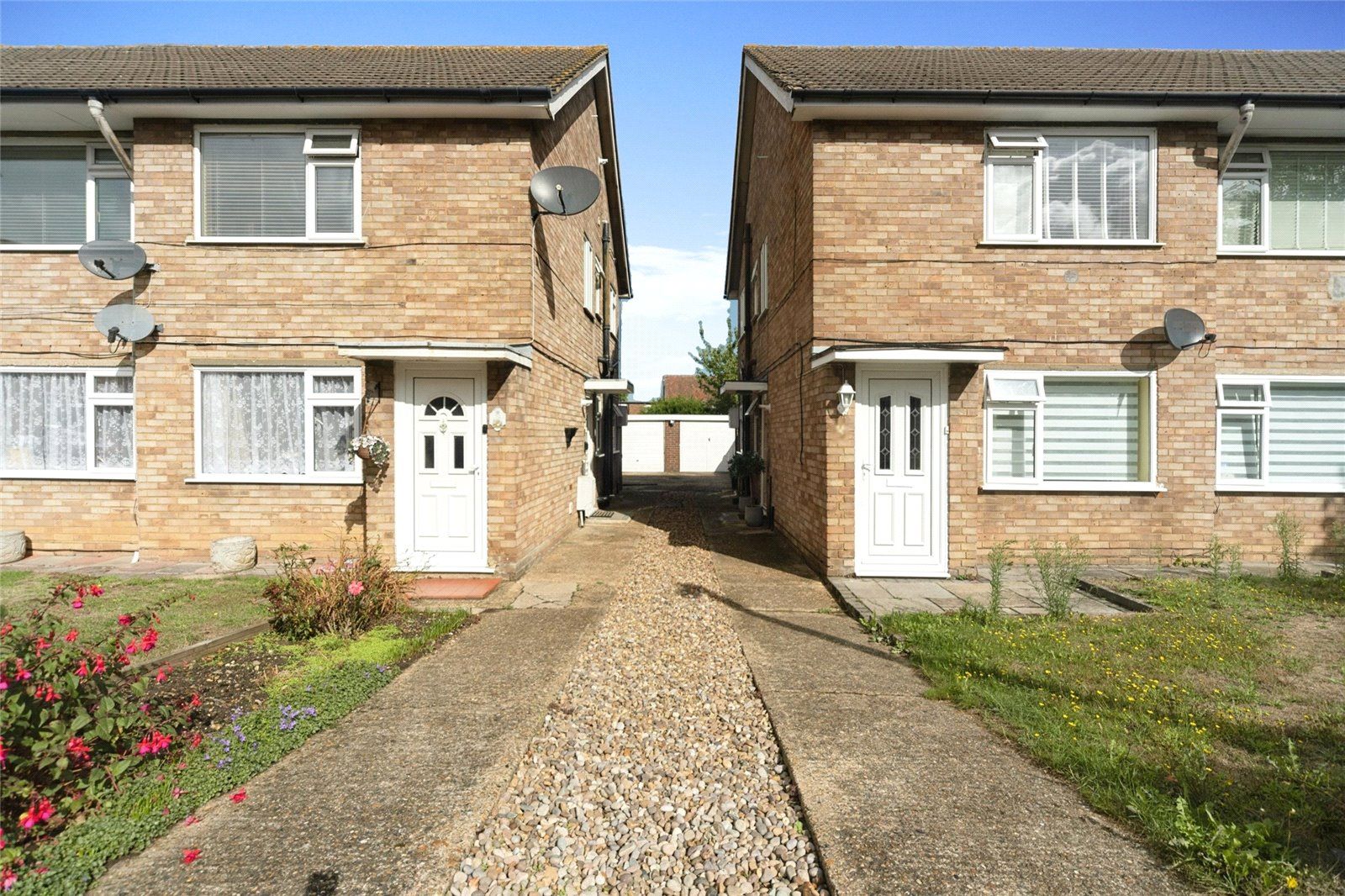2 bed flat for sale in Saltash Close, Cheam, Sutton SM1 Zoopla