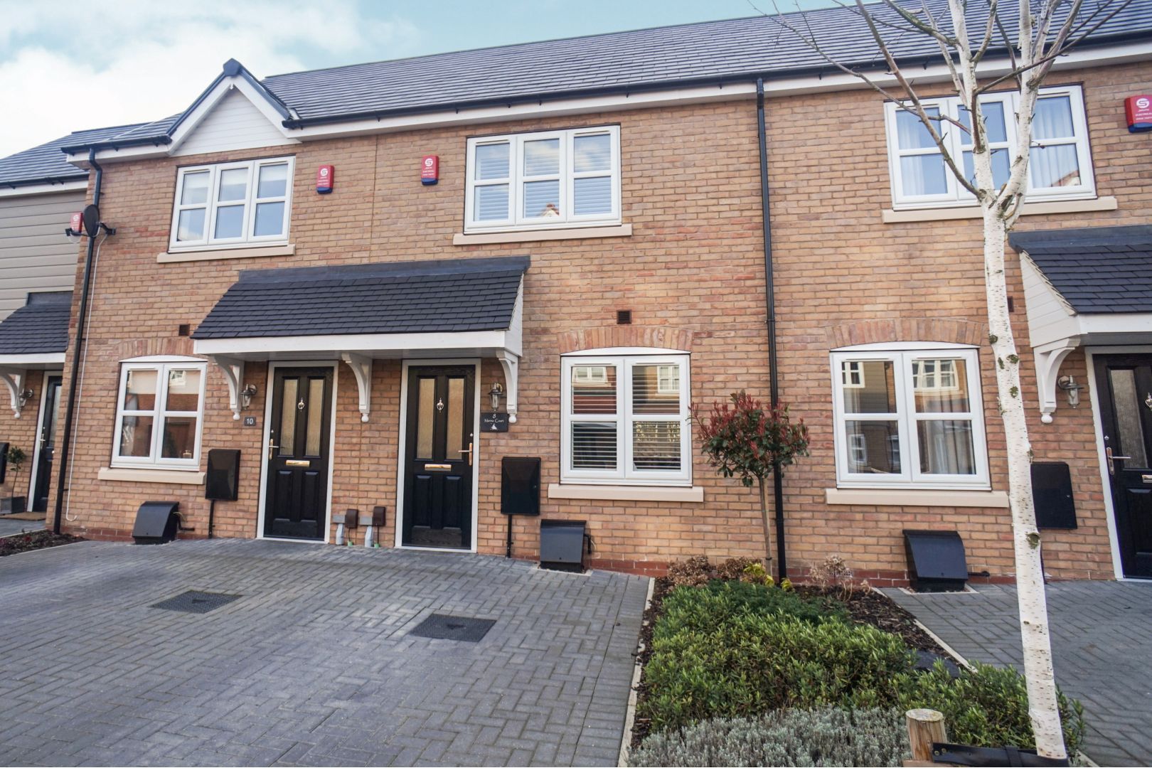 2 bed town house for sale in Marina Court, Burton Waters LN1 - Zoopla