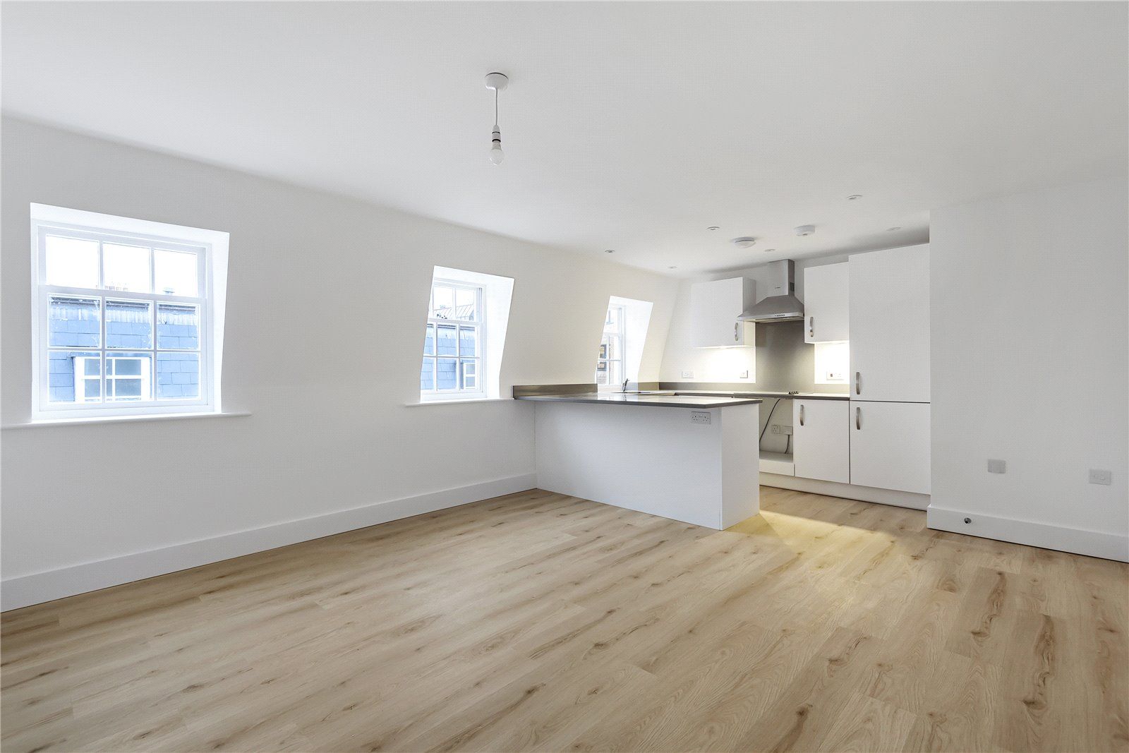 New home, 2 bed flat for sale in 7 The Courtyard, 8A Carlton Crescent