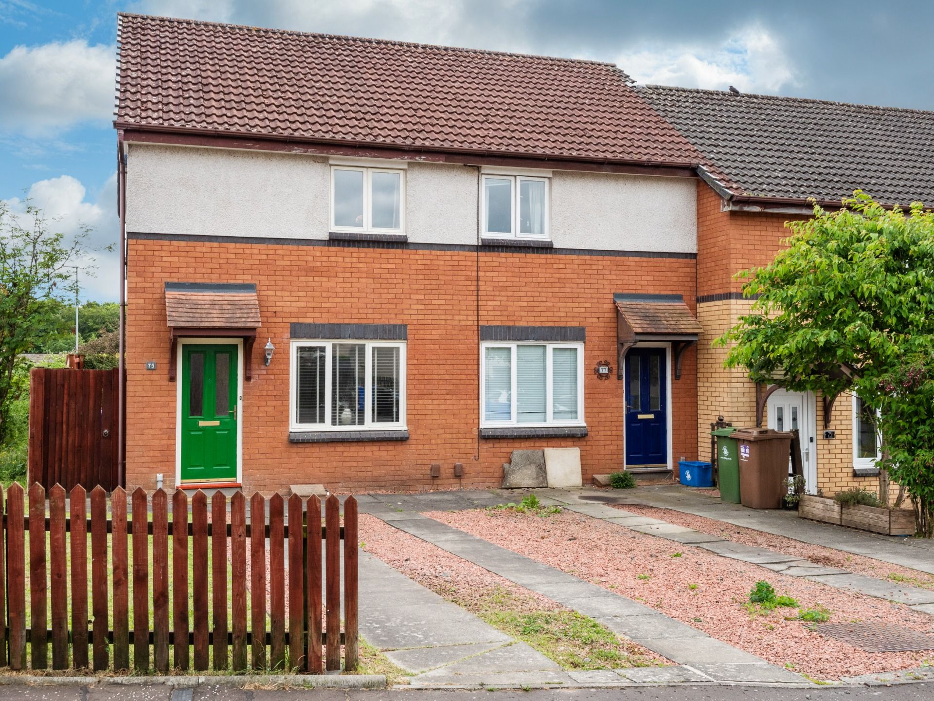 2 bed end terrace house for sale in Barnsdale Road, Stirling