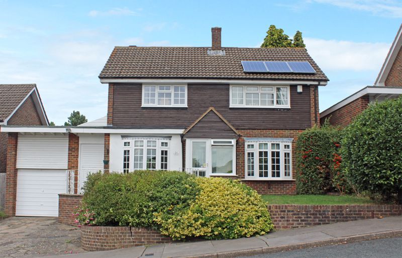 3 bed detached house for sale in Bench Field, South Croydon, Surrey CR2