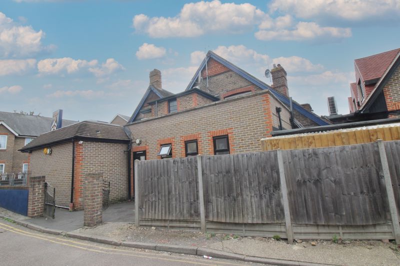 Studio to rent in Ifield Park, Rusper Road, Ifield, Crawley RH11 Zoopla