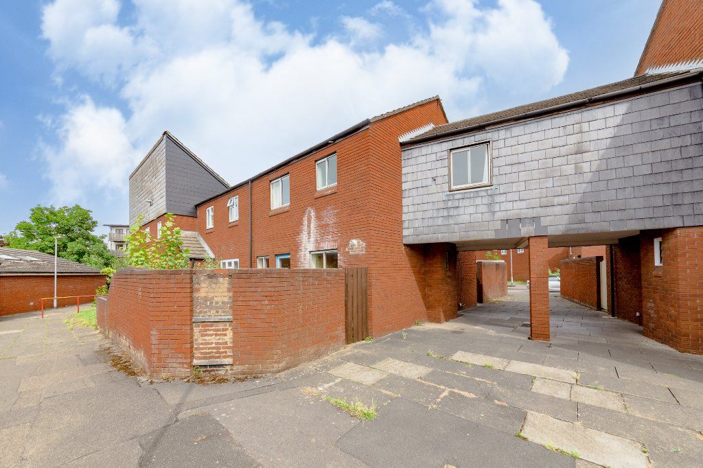 3 bed terraced house for sale in Victoria Way, Reading RG1 Zoopla