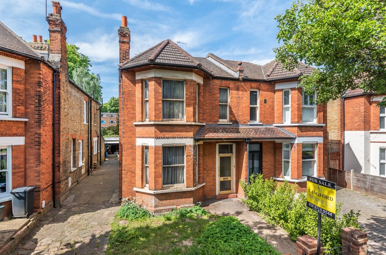 4 bed semidetached house for sale in Queen Anne Avenue, Bromley BR2