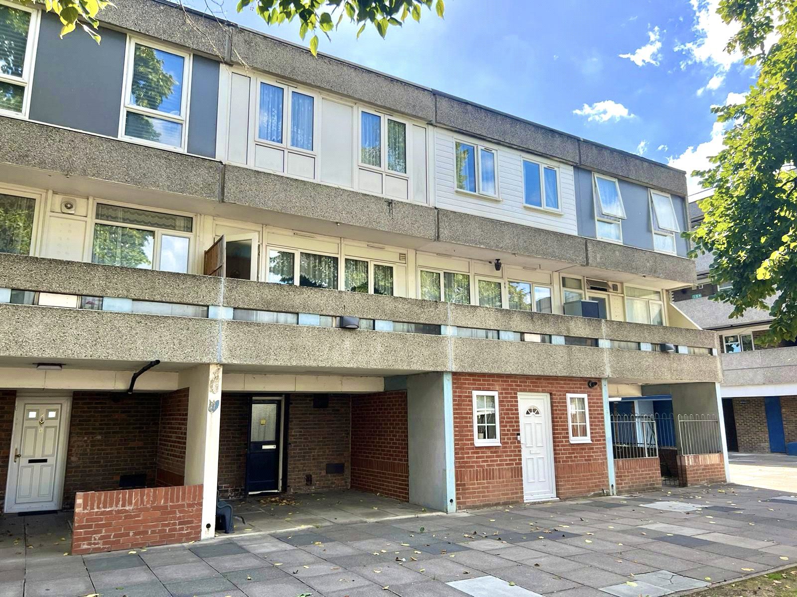 3 bed terraced house to rent in Holstein Way, Erith, London DA18 Zoopla