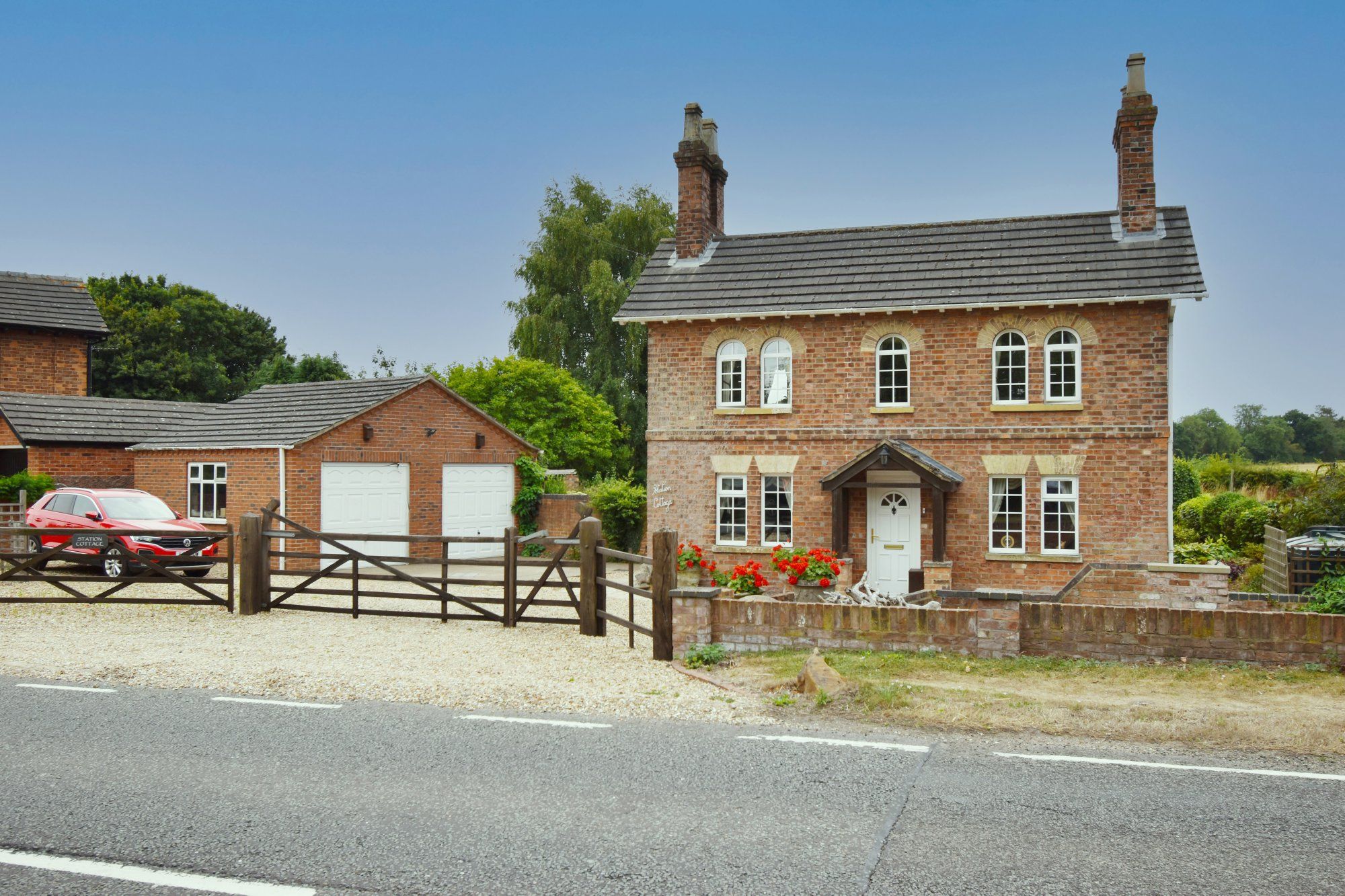 3 bed detached house for sale in Station Road, Legbourne, Louth LN11