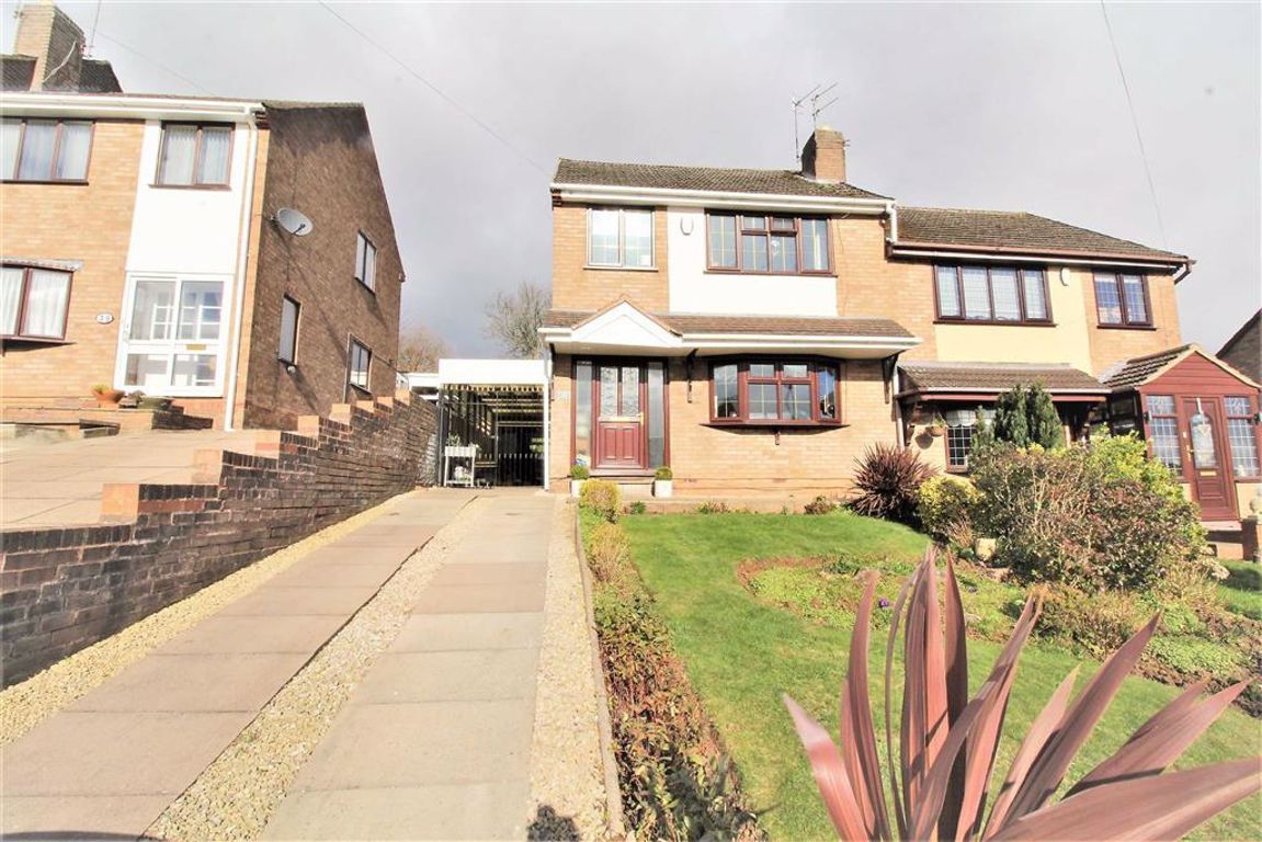 3 bed semidetached house for sale in Longfellow Road, Straits, Lower