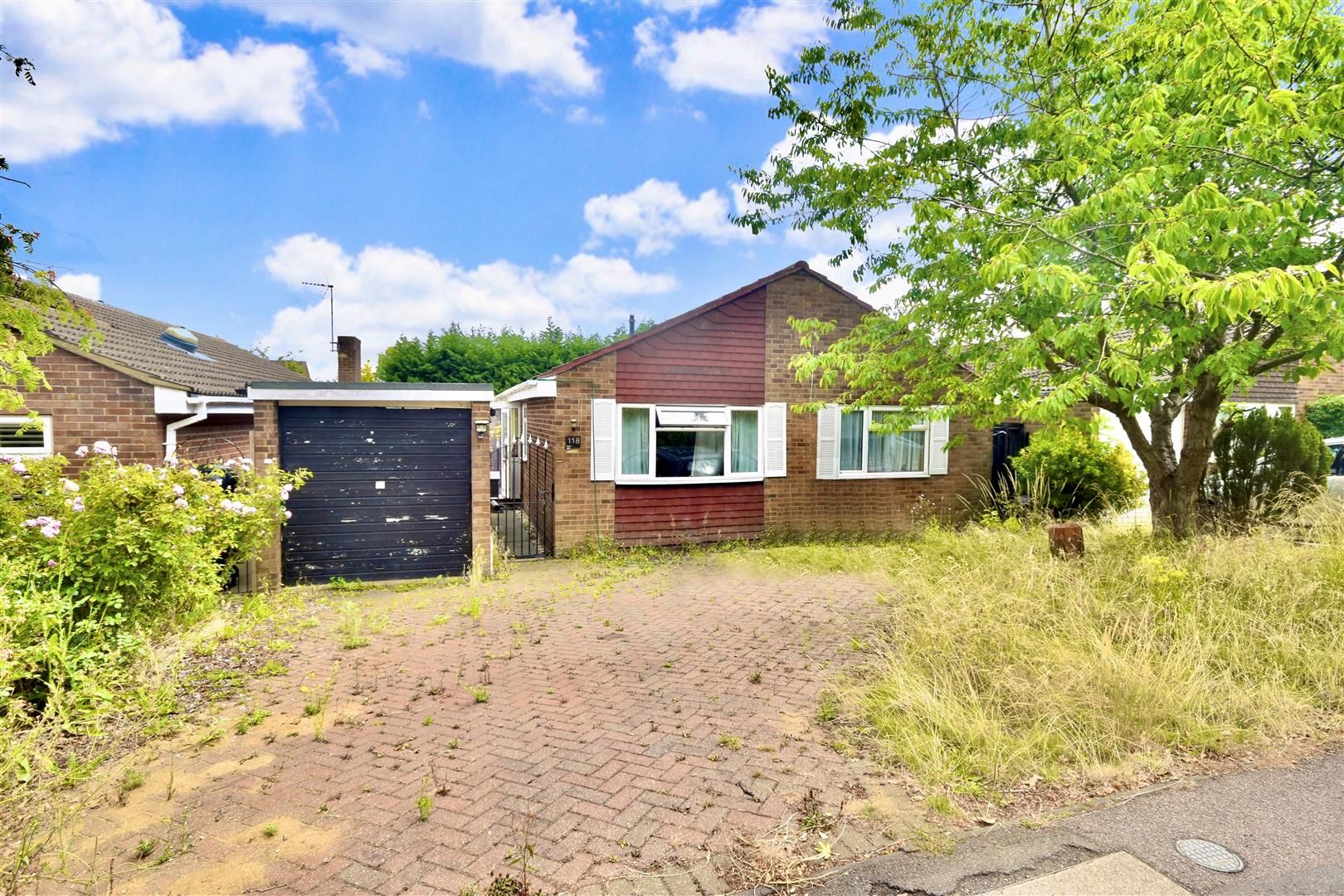 3 bed detached bungalow for sale in Derwent Road, Leighton Buzzard LU7