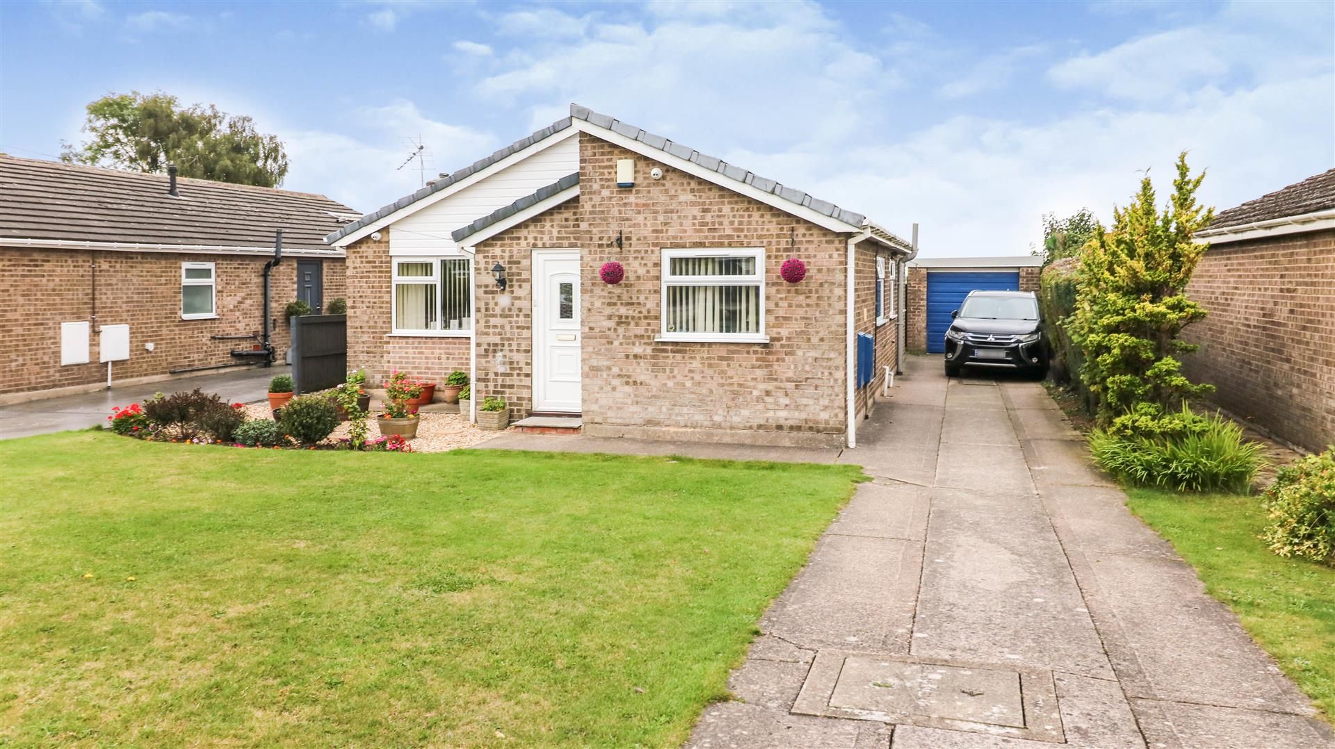 3 bed detached bungalow for sale in Wood Lane, Bramley, Rotherham S66