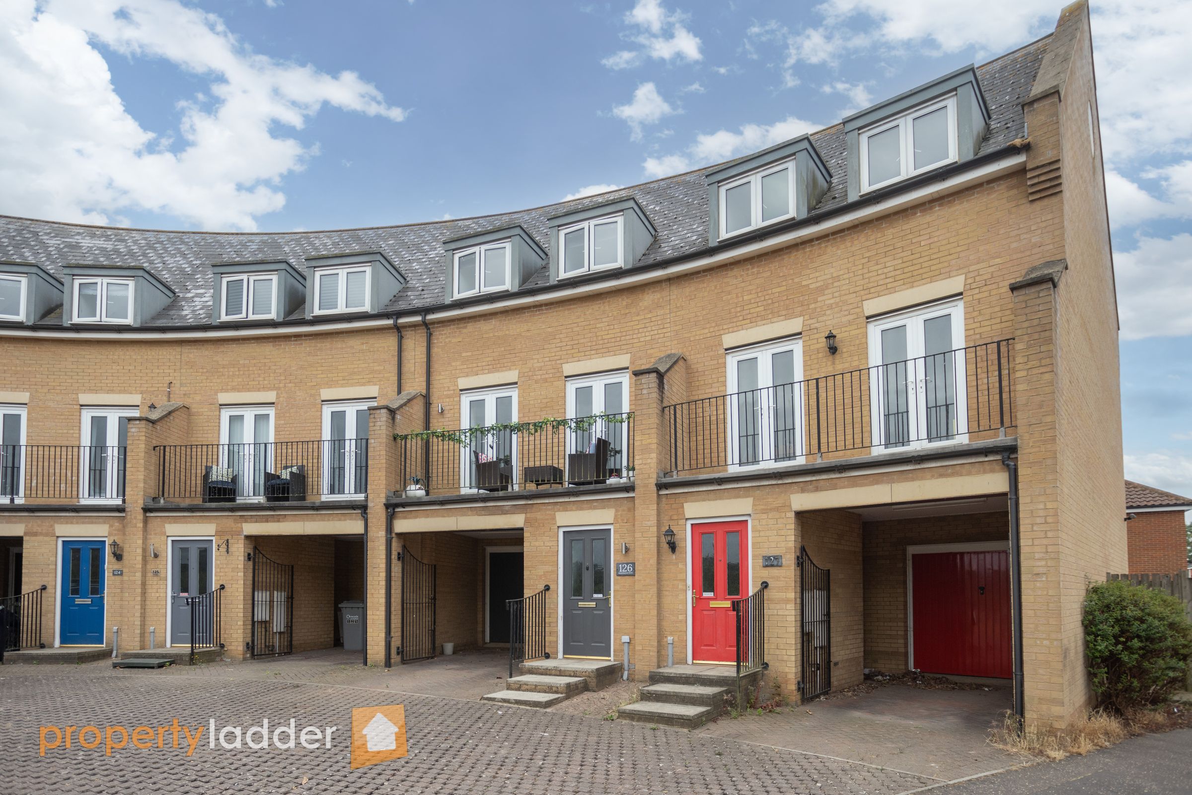 4 bed terraced house for sale in Mountbatten Drive, Norwich NR6 Zoopla