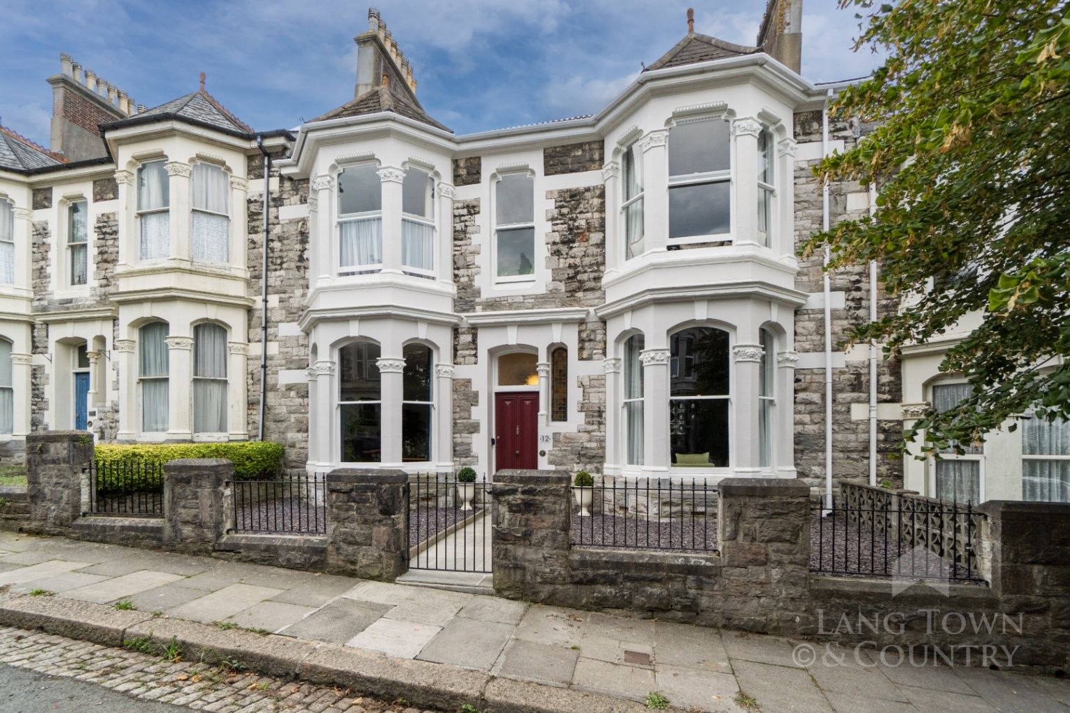 5 bed terraced house for sale in St. Lawrence Road, North Hill