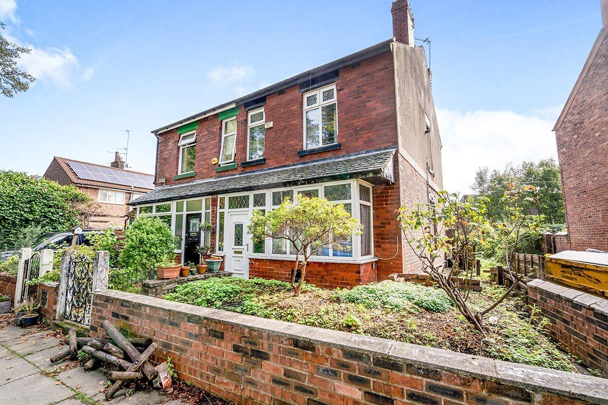 3 bed semidetached house for sale in Church Road, Worsley, Manchester