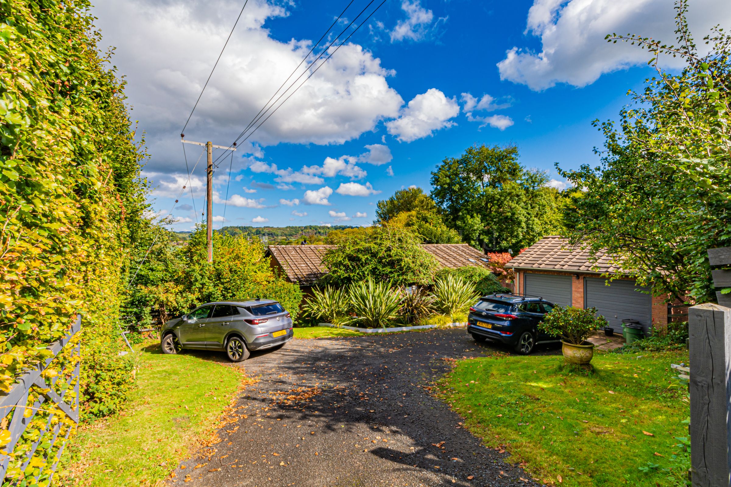 3 bed detached bungalow for sale in Orleton, Stanford Bridge, Worcester