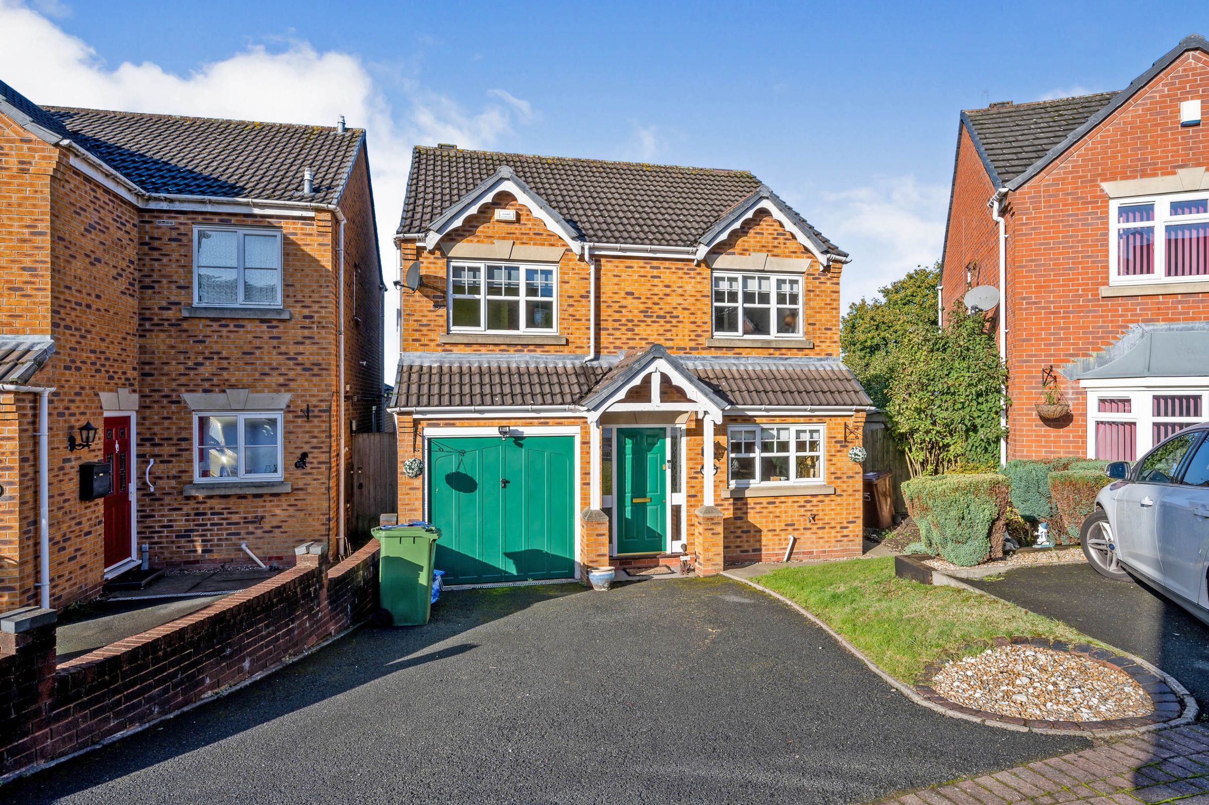 4 bed detached house for sale in Adelaide Drive, Wimblebury, Cannock