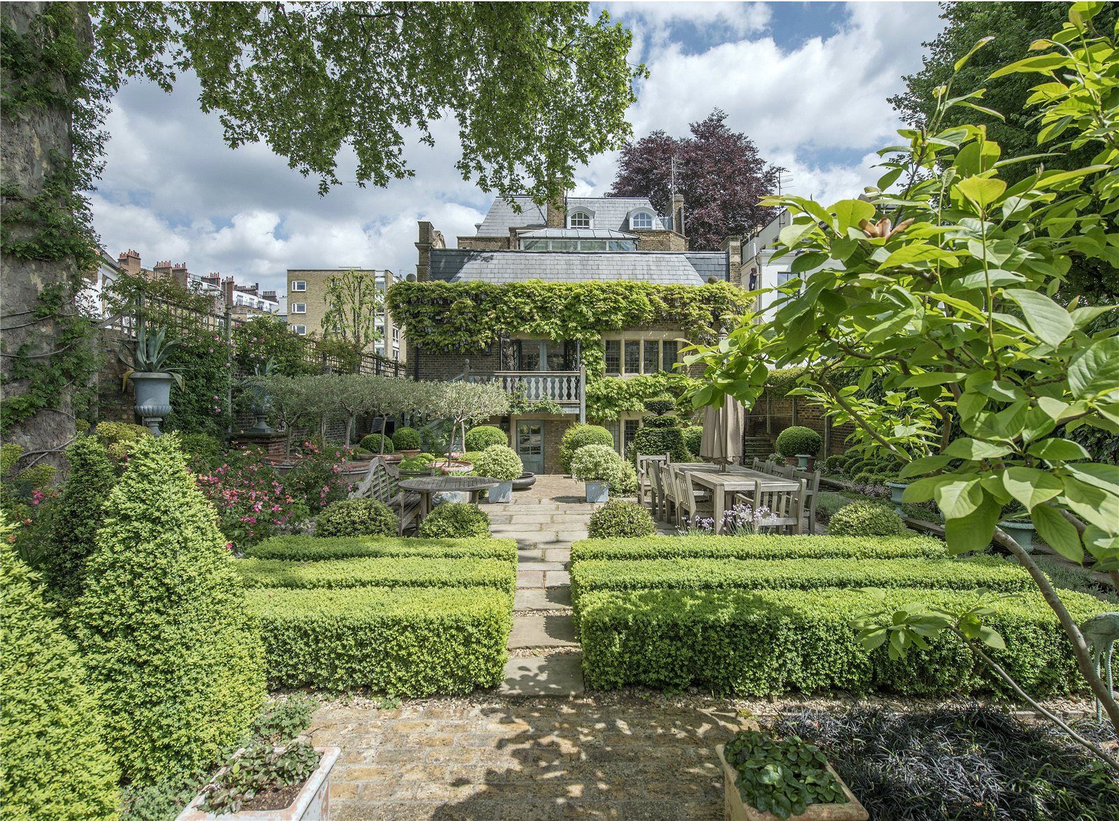 7 bed detached house for sale in Addison Road, Holland Park, London W14