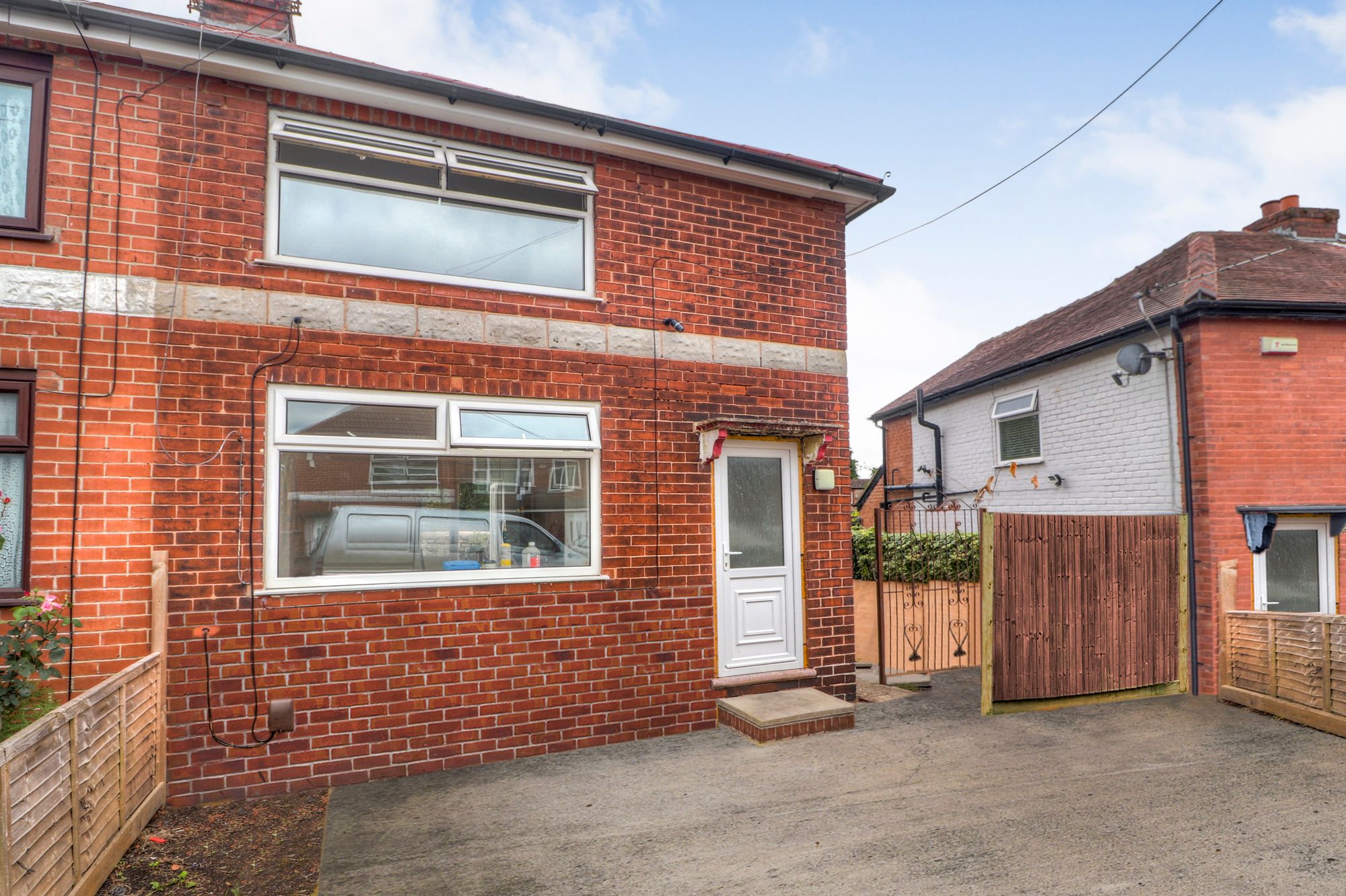 2 bed semidetached house for sale in High Bank Road, Droylsden