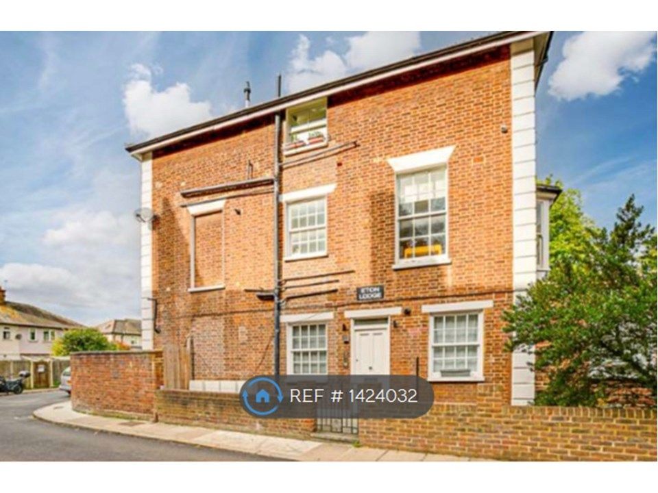 2 bed flat to rent in Rosemary Lane, London SW14 Zoopla