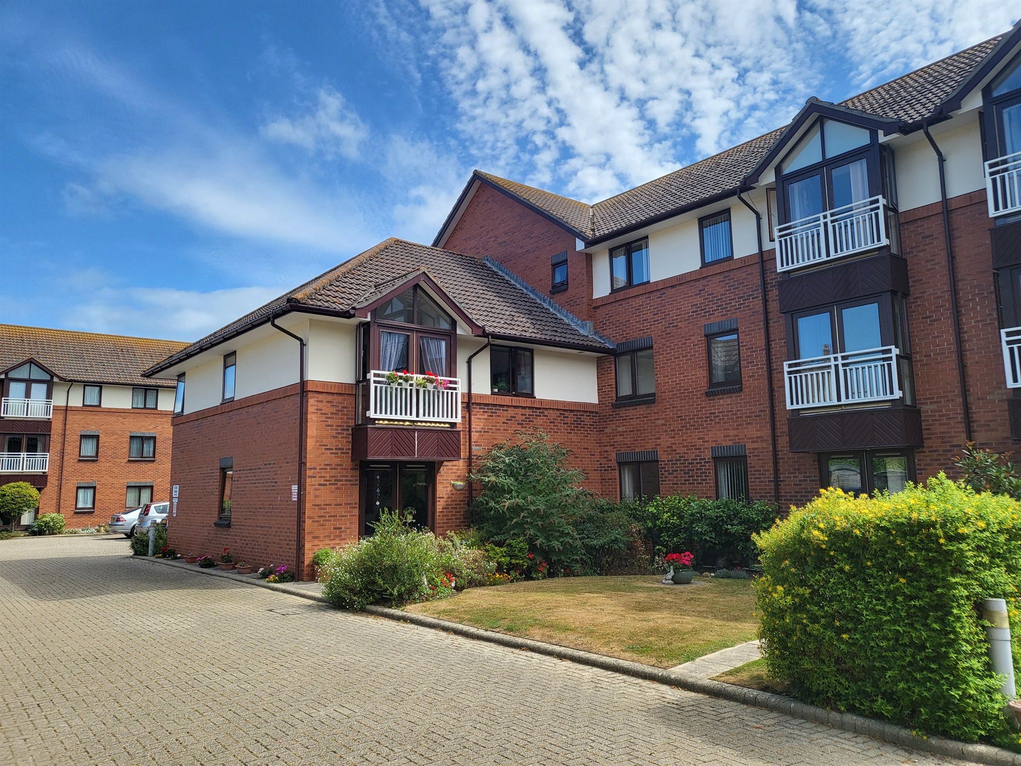 2 bed flat for sale in Vennland Way, Minehead TA24 Zoopla