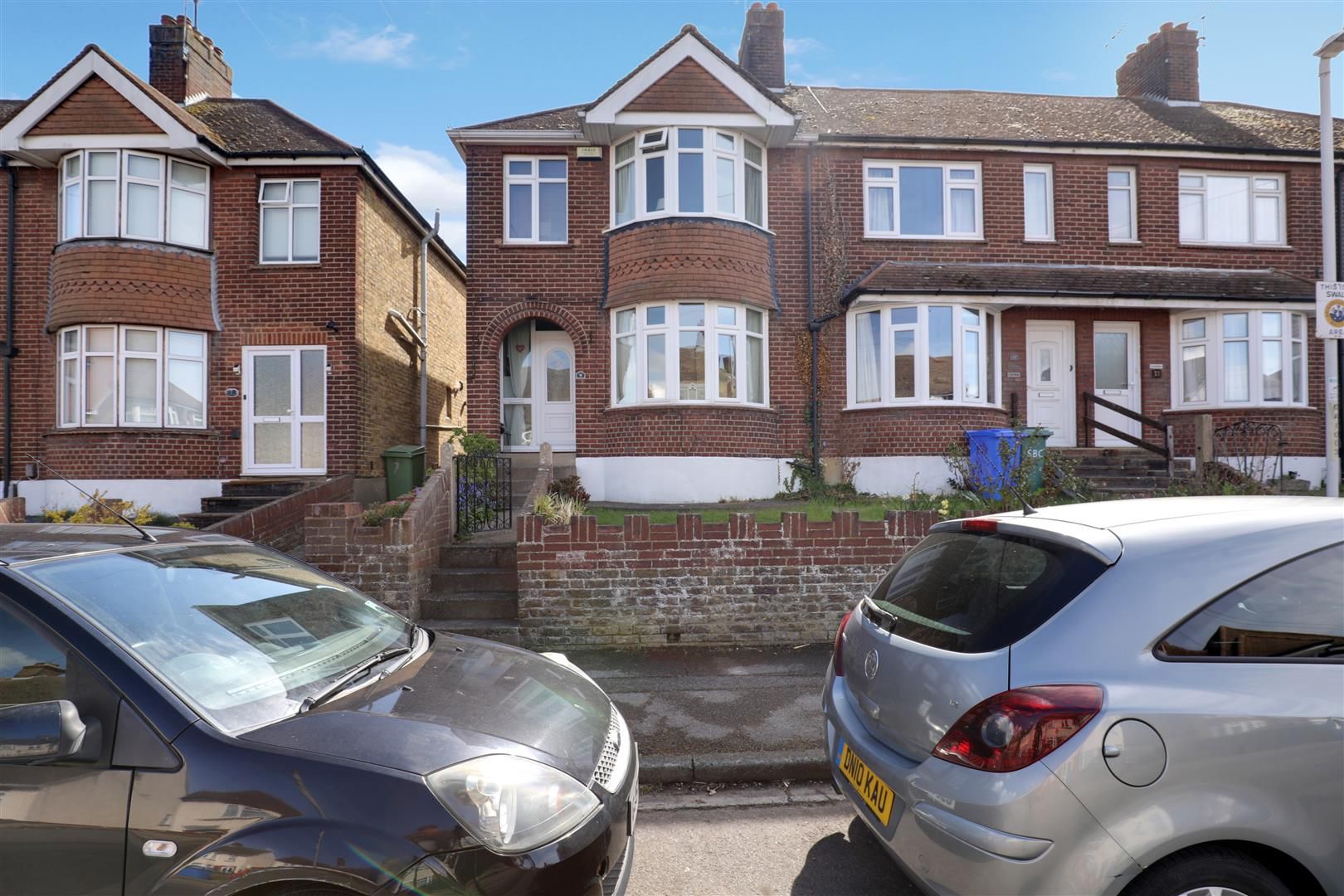 3 bed end terrace house for sale in Gaze Hill Avenue, Sittingbourne