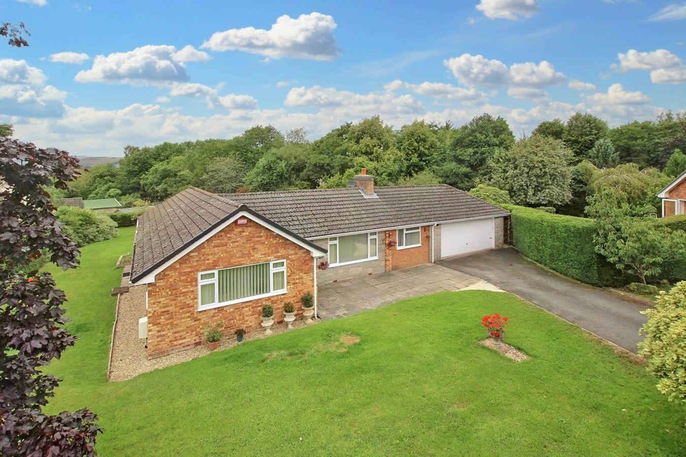 3 bed detached bungalow for sale in Brookfields, Cefnllys, Llandrindod Wells LD1 Zoopla