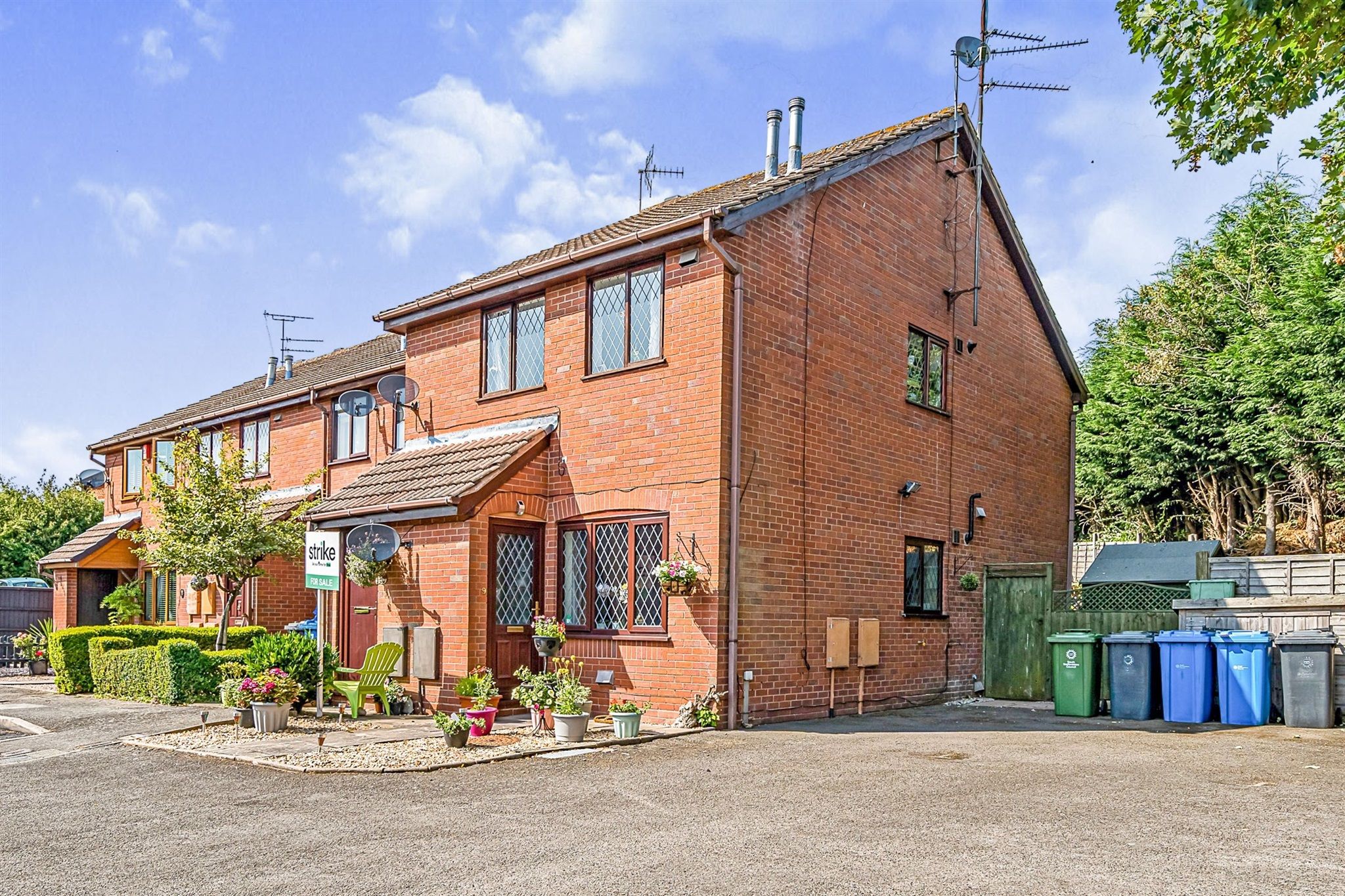 2 bed for sale in Spring Close, Kinver, Stourbridge DY7 Zoopla