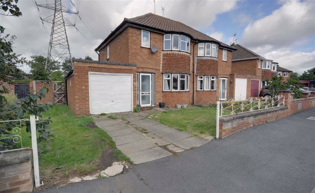 3 bed semidetached house for sale in Melrose Close, Worcester WR2 Zoopla