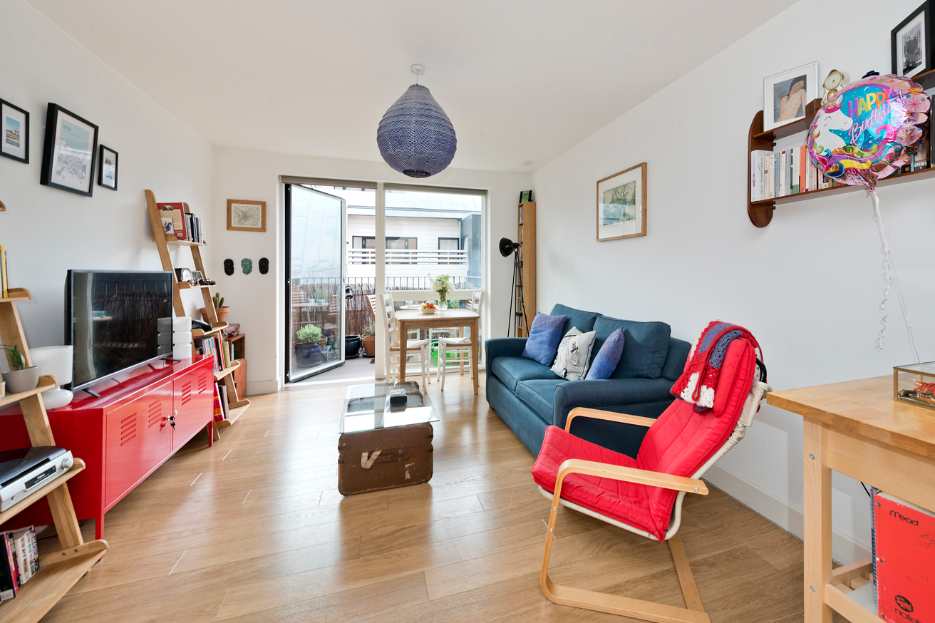 3 Carney Place, London SW9