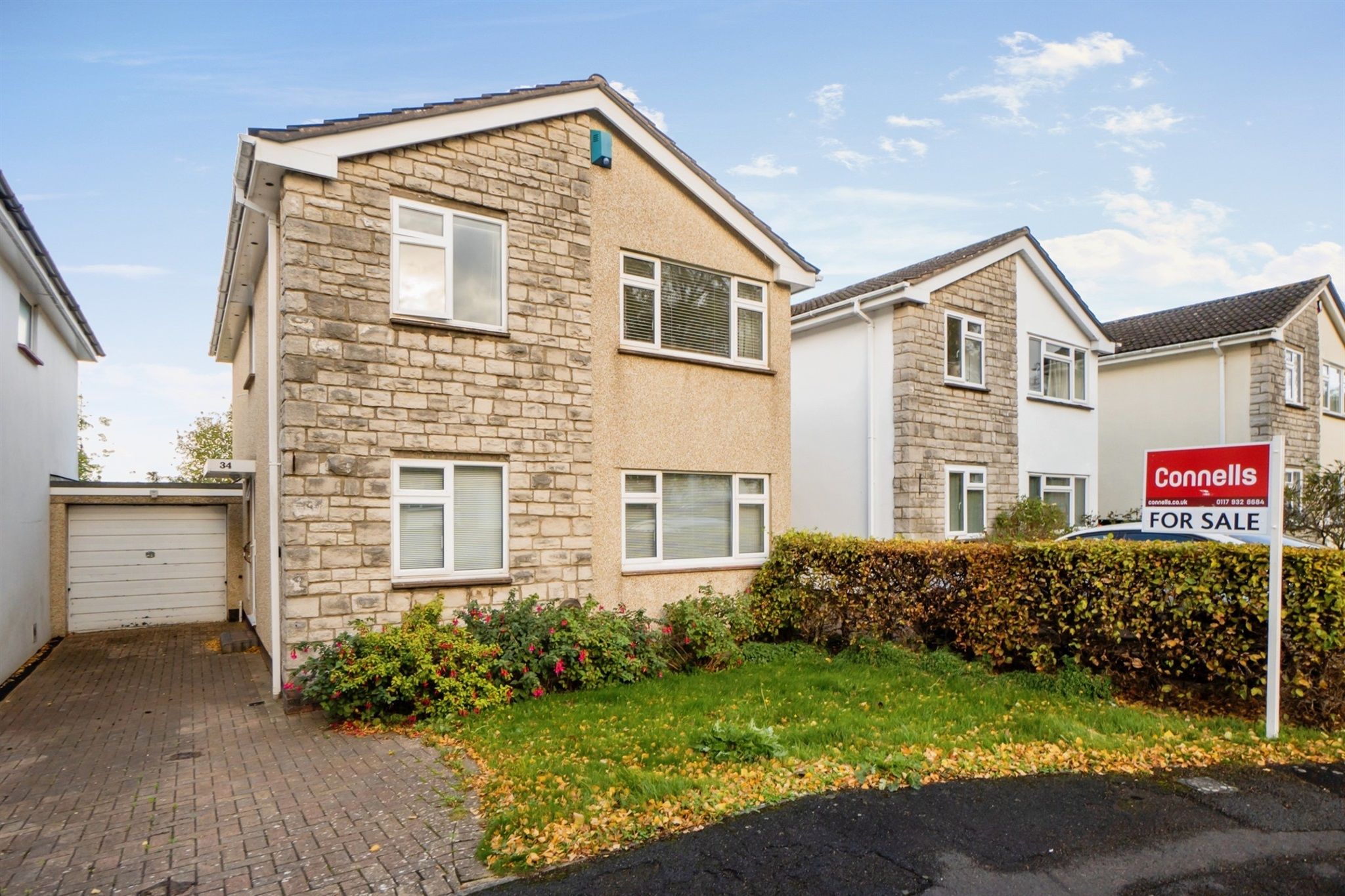 4 bed detached house for sale in Oakleigh Gardens, Oldland Common