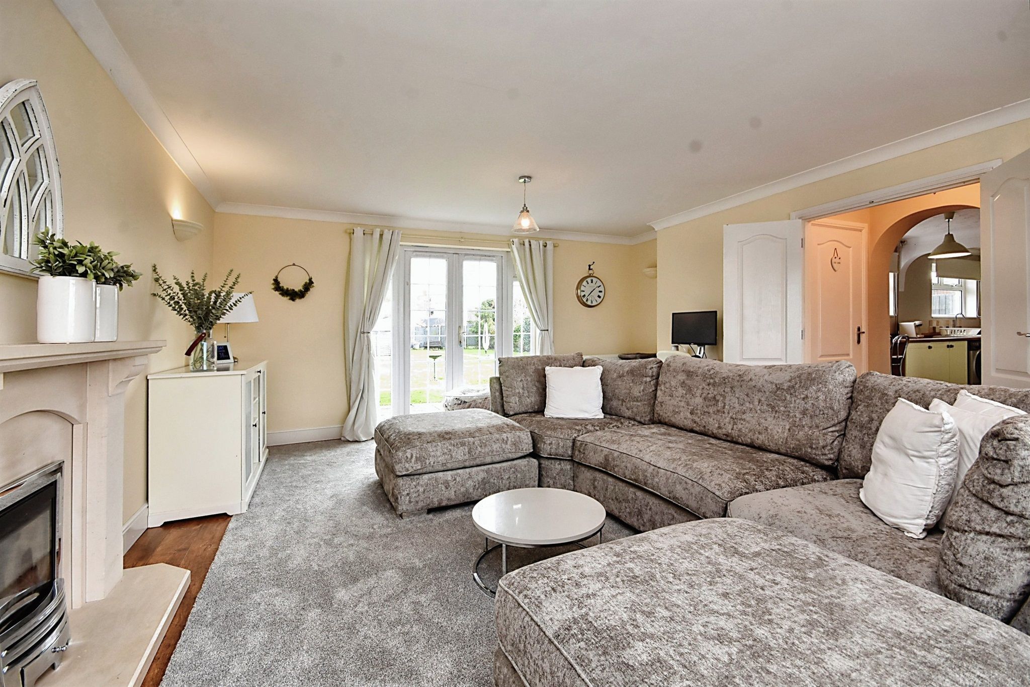 4 bed semidetached house for sale in Mill Lane, Cressing, Braintree