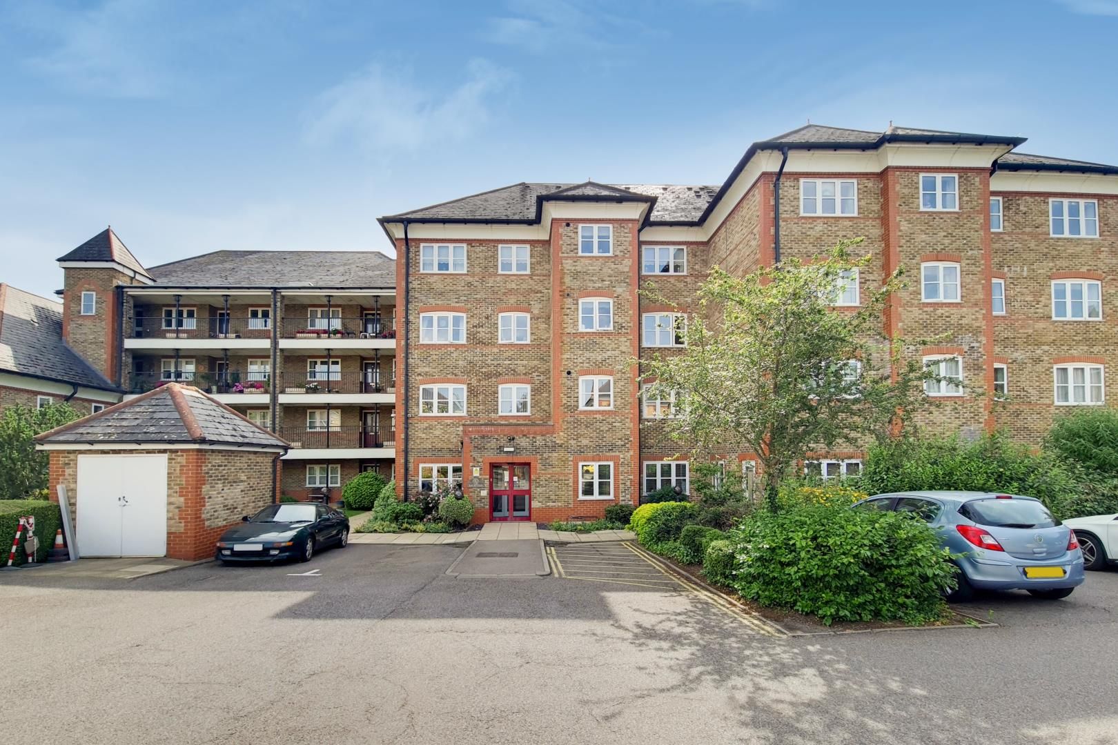 Blake Court, Newsholme Drive, Winchmore Hill, London N21