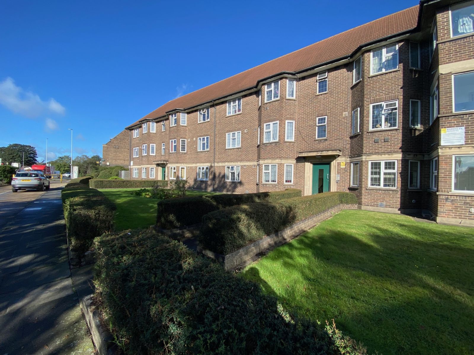 2 bed flat for sale in Great West Road, Hounslow TW5 Zoopla