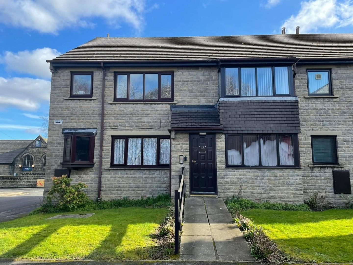 2 bed flat for sale in Osbourne Court, Bramley LS13 Zoopla