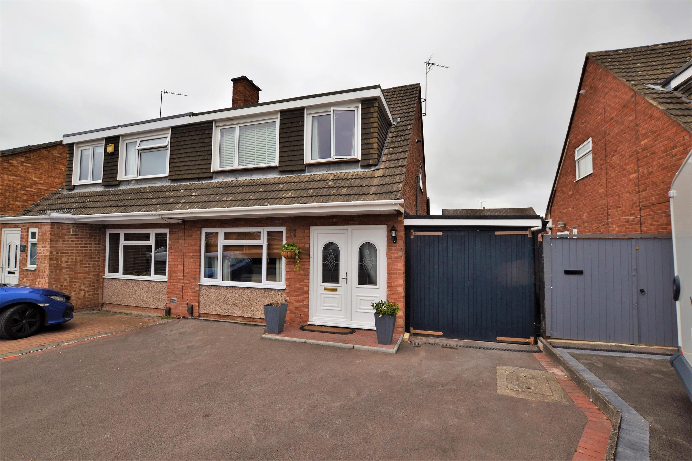 Kingscote Road West, Hatherley, Cheltenham GL51  