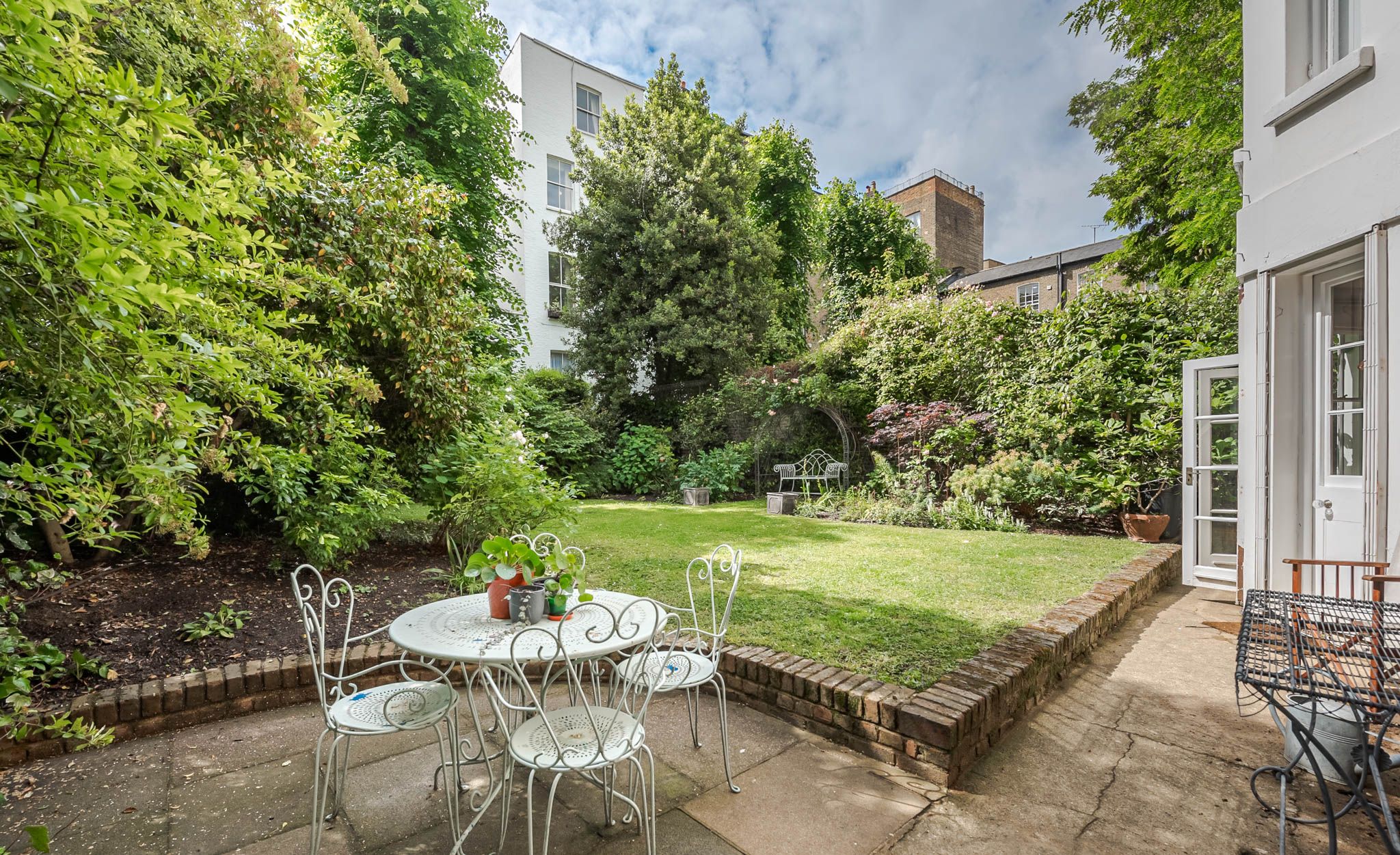 2 bed flat for sale in Bolton Gardens, South Kensington, London SW5