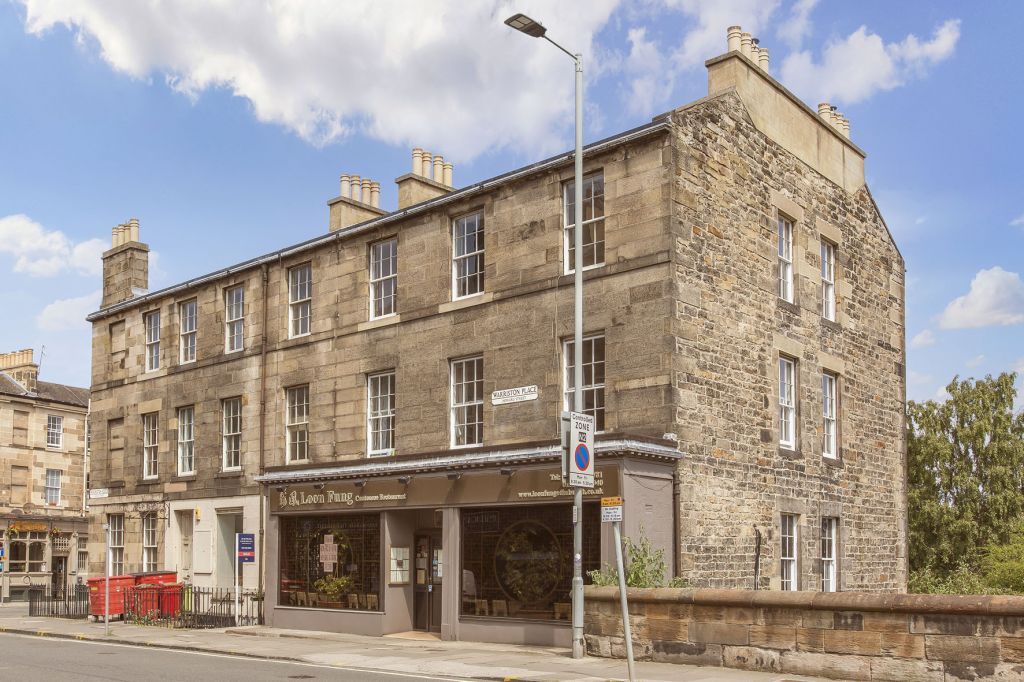 3/2 Warriston Place Canonmills Edinburgh EH3  