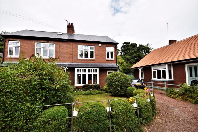 3 bed semidetached house for sale in Glebe Avenue, Forest Hall