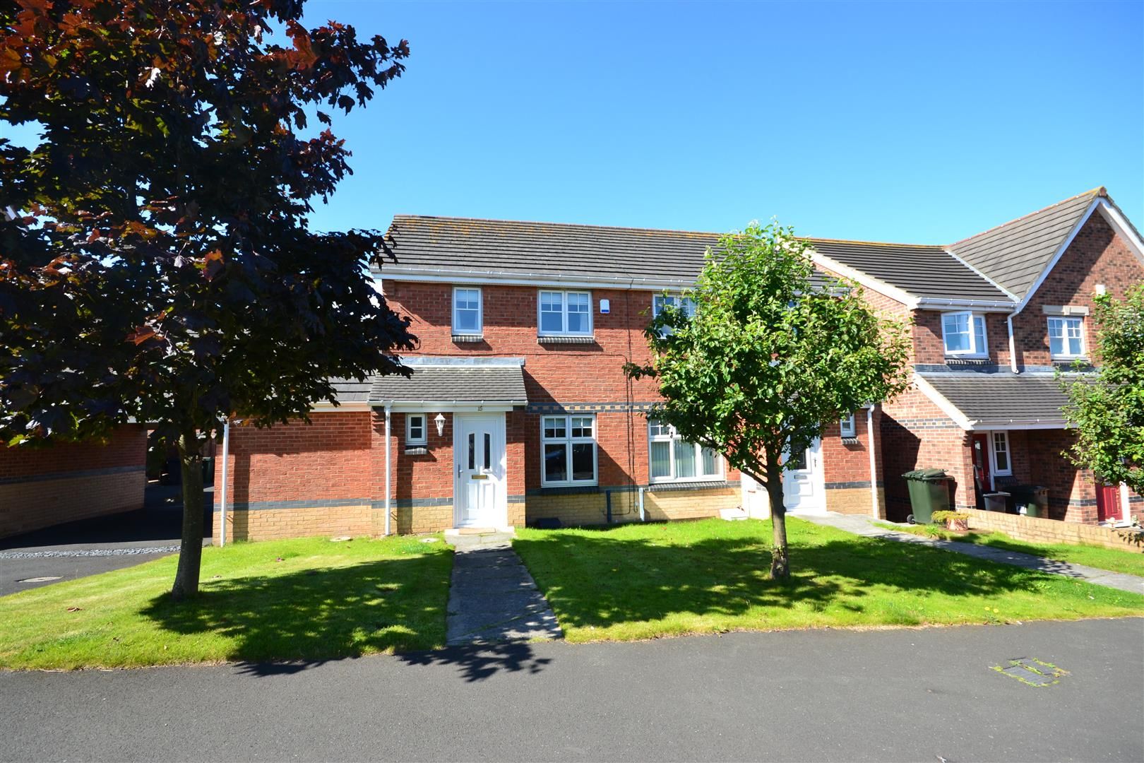 2 bed semidetached house to rent in Somervyl Avenue, Longbenton